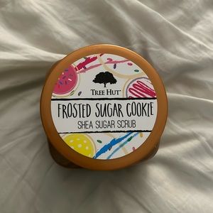 Tree Hut Frosted Sugar cookie scrub